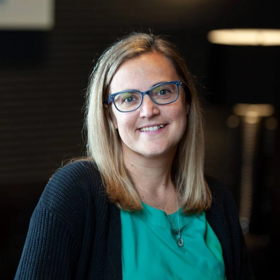 Andrea R. Ketschek