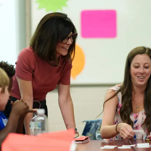 Professor Jennifer Lynady teaches a literacy seminar.