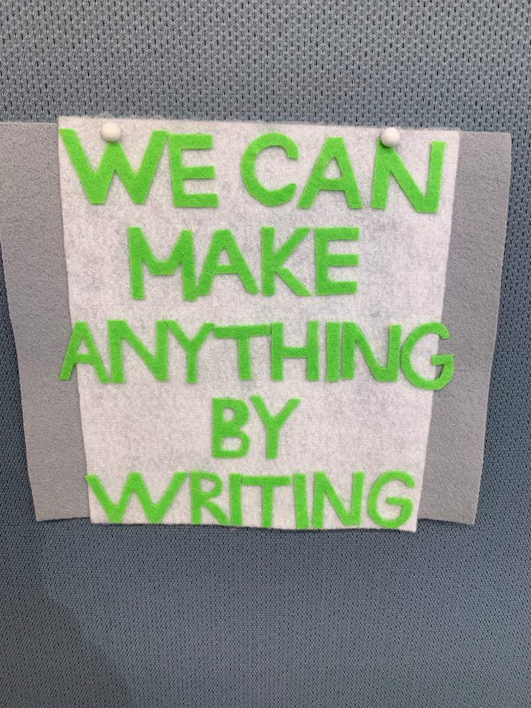 A sign in the Writing Center.