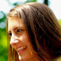 Headshot of Allison Gordon smiling at three-quarters view.