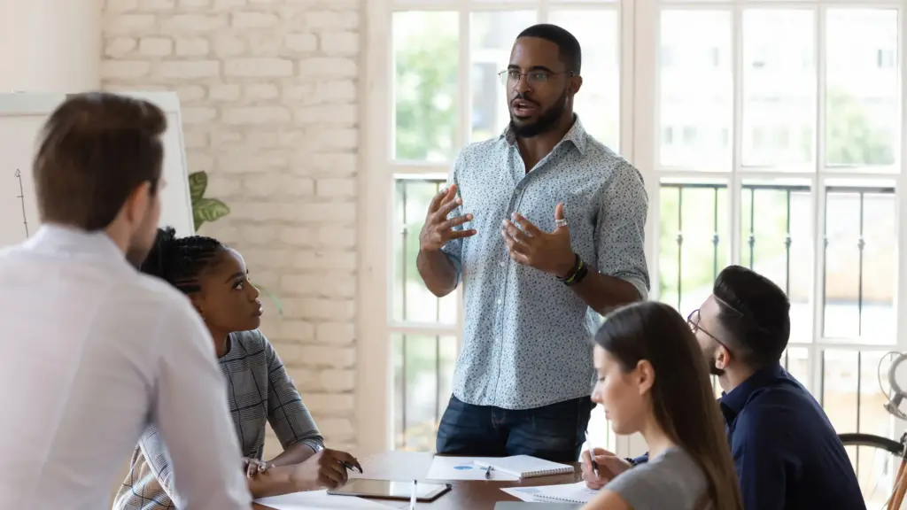 Professor leads class discussion.