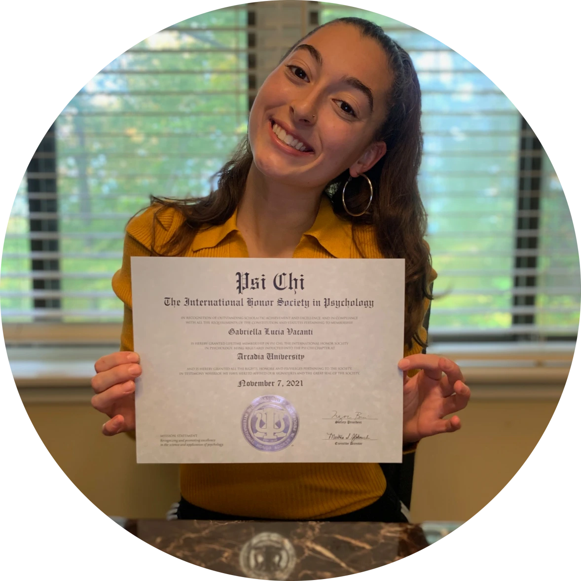 Gabriella Lucia Vacanti The Bernard Mausner Memorial Psi Chi Award 2022 Honors Award Recipient 