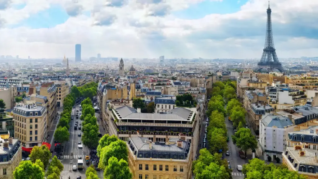Panoramic view of Paris in the springtime