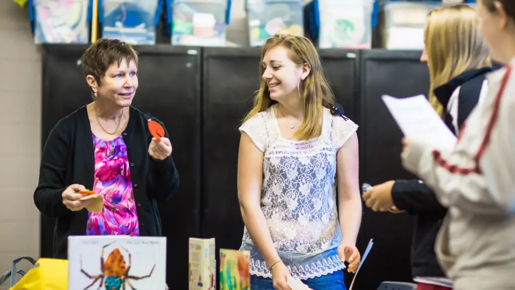 Kathy Trainor teaches about a children's book.