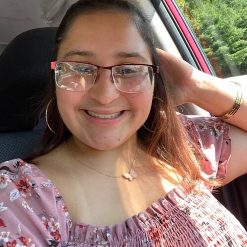 Selfie of a woman in a car