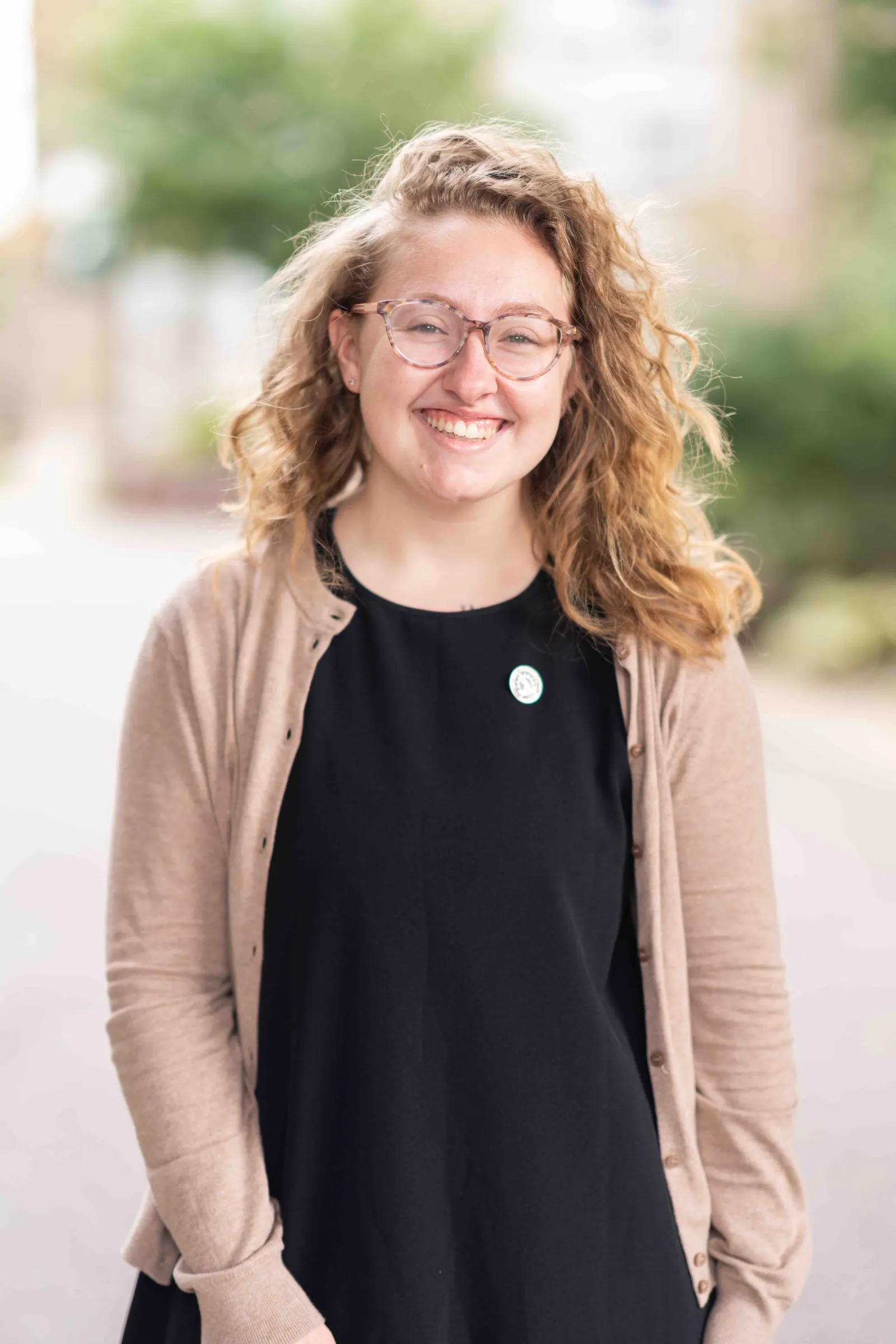 The headshot of Hannah Craig