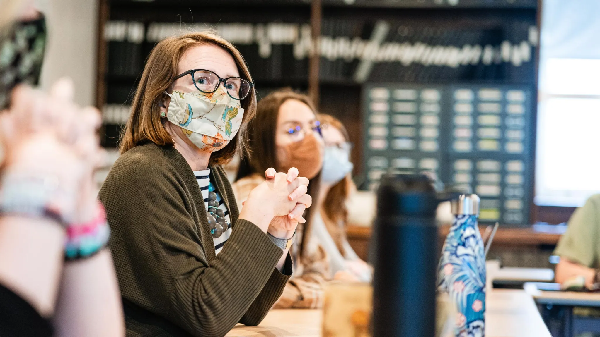 Art history professor Elizabeth Farrell teaches a class.