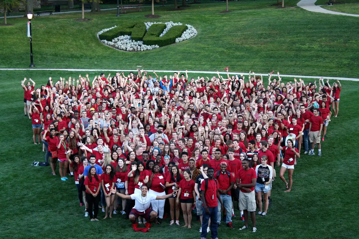 Alumni from 2109 gathered in Haber Green