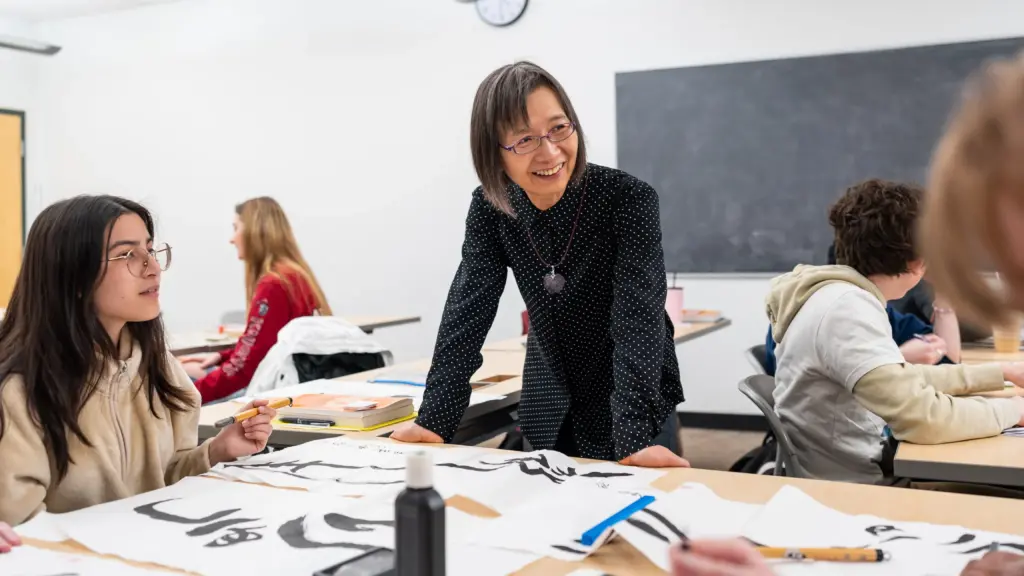 Mari Hayashi, professor of Japanese Language and Culture, teaches an Arcadia undergraduate language course.