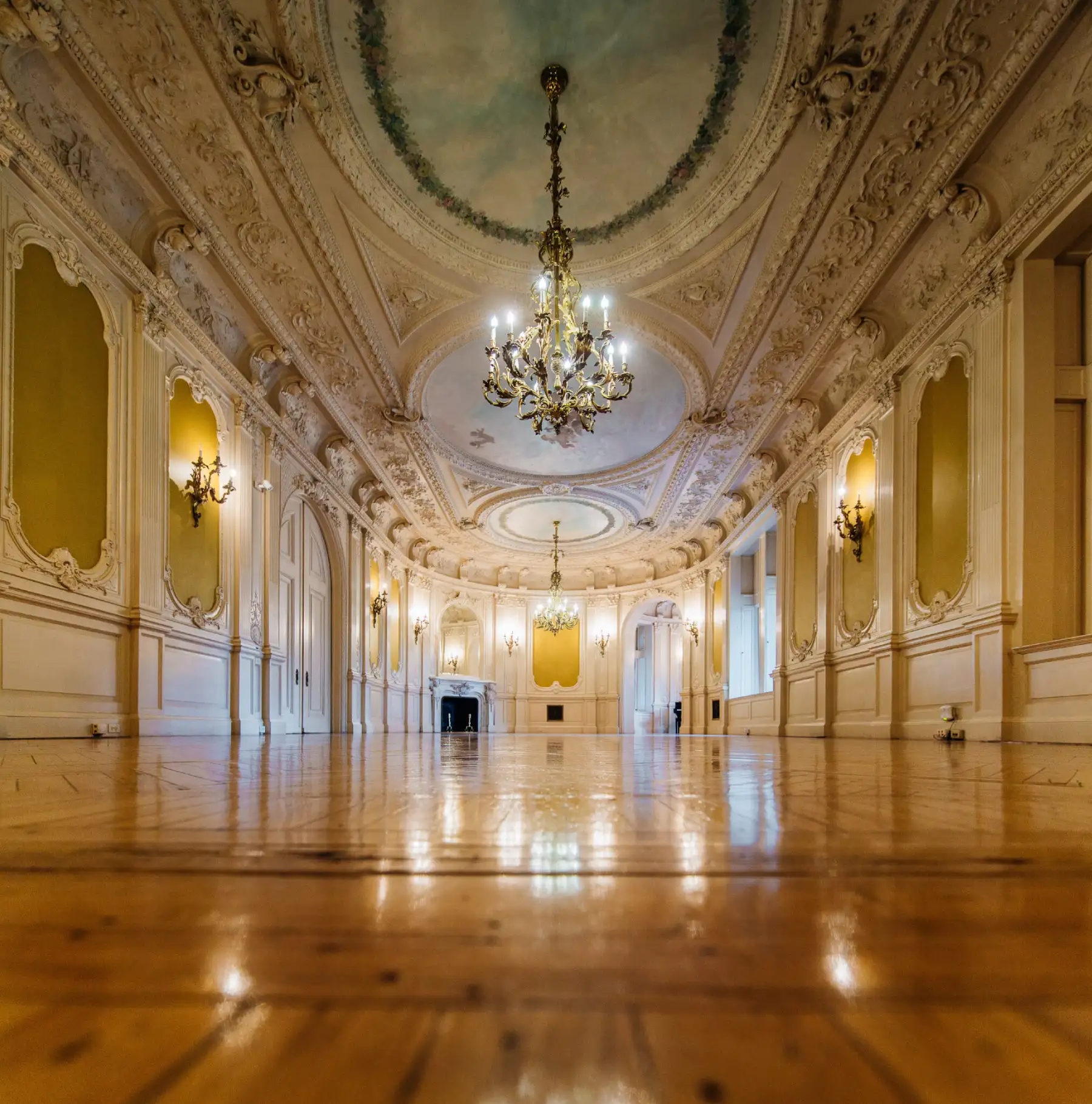 The Mirror Room in Grey Towers Castle.
