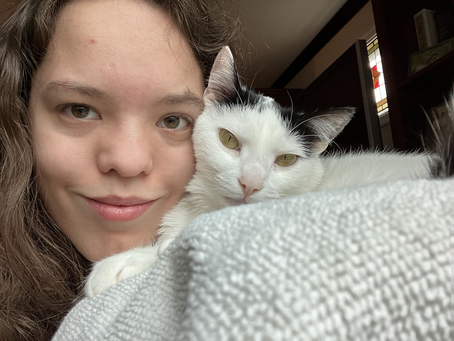 Maddie Lush ’25 with a cat.