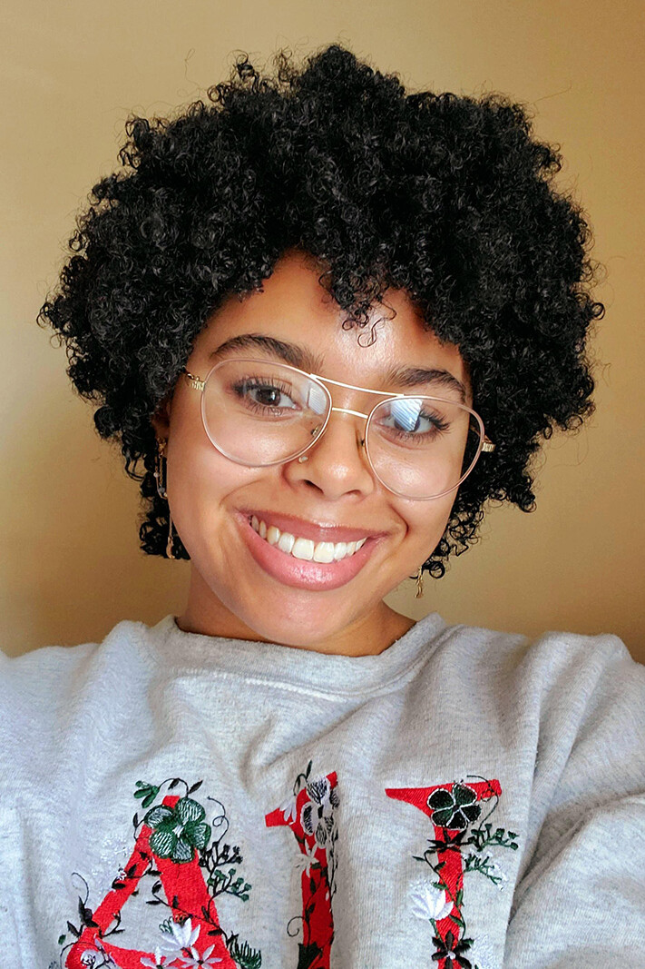 Anya McGlaughlin ’25