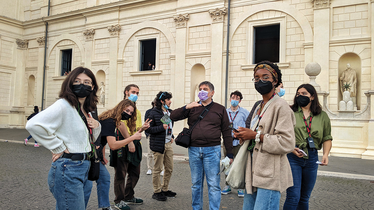 Students visit the Vatican Museums and Sistine Chapel.