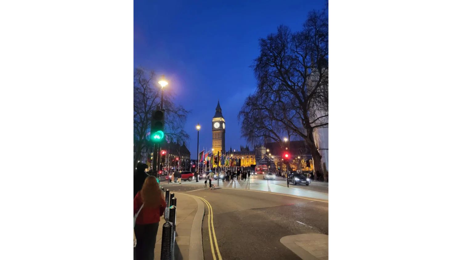 A vertical picture of the Big Ben at night in London, England.