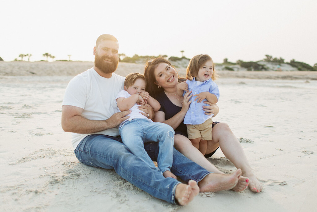 Thomas Milord ’25DPT and his family.