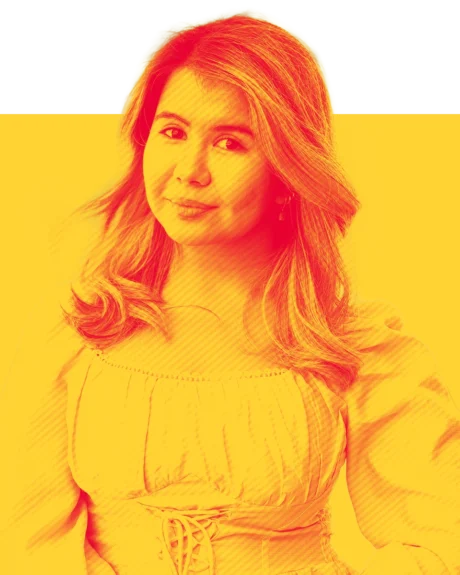 A duotone of Nelly Tyncherova in yellow and red.