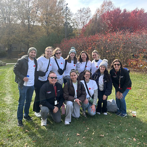 The full group of Arcadia students, faculty, and staff at the Fall Festival.