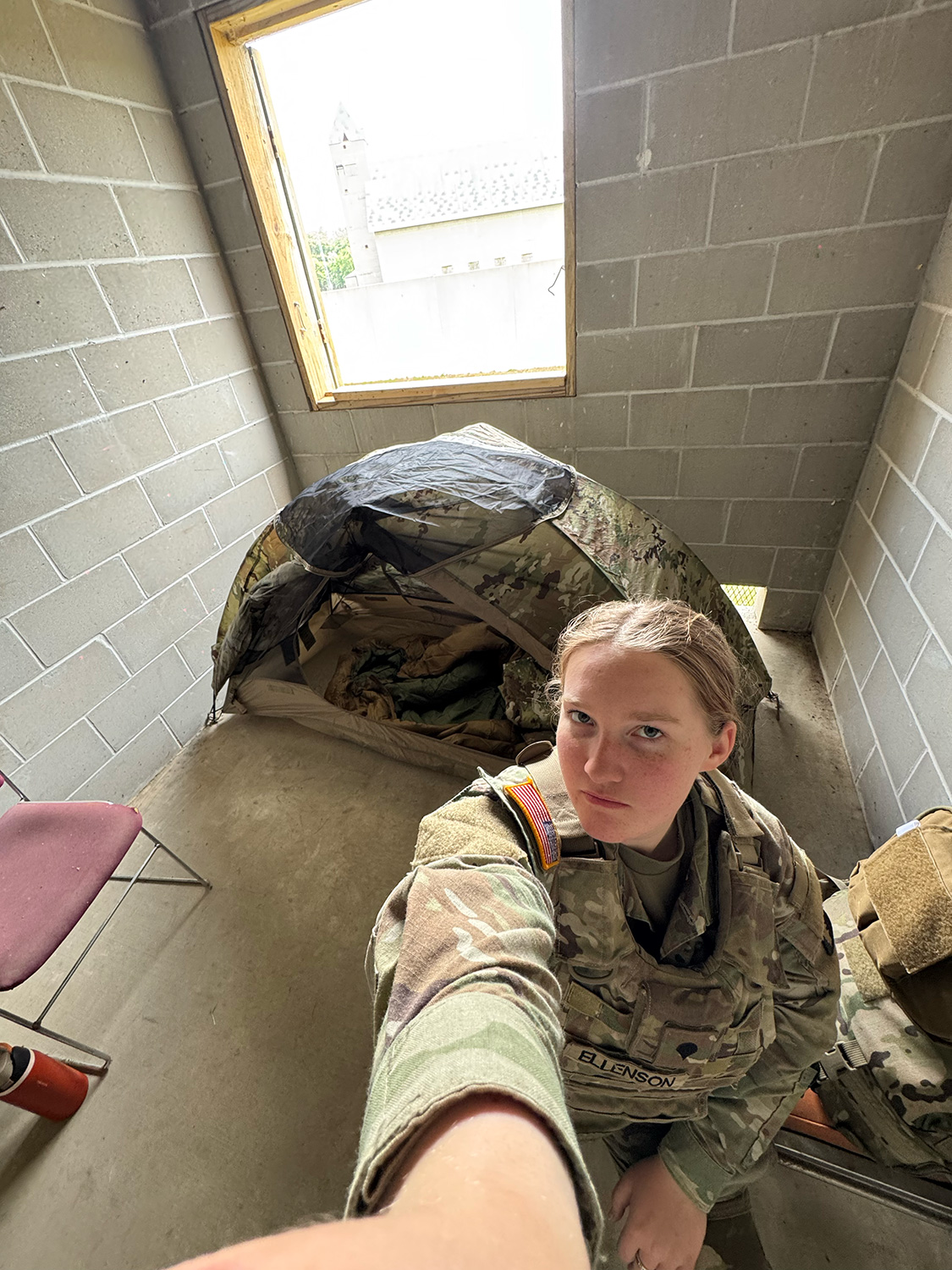 Daphne Ellenson ’29 in military gear.