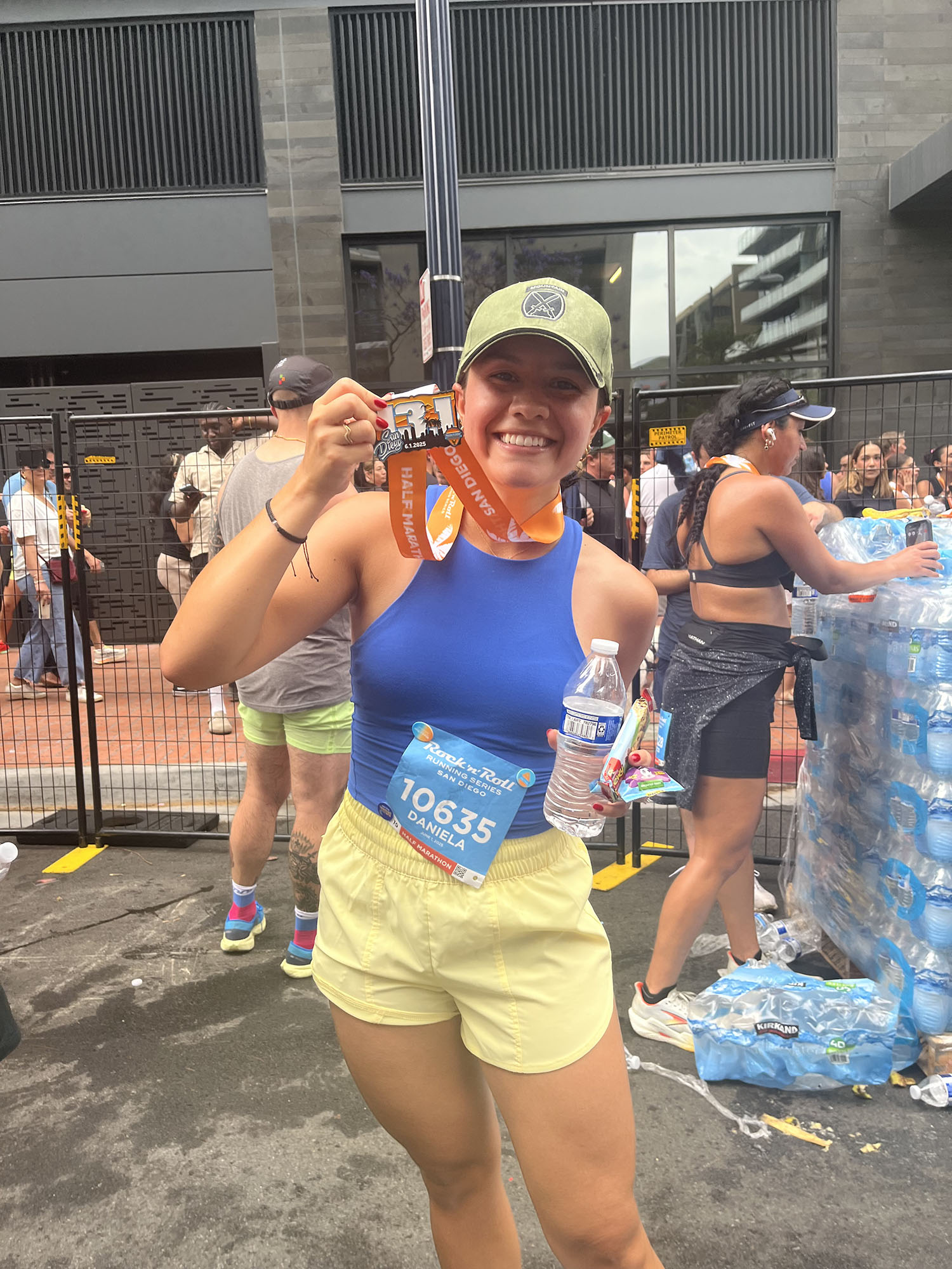 Dani Rincon-Garcia ’27DPT holding a medal.