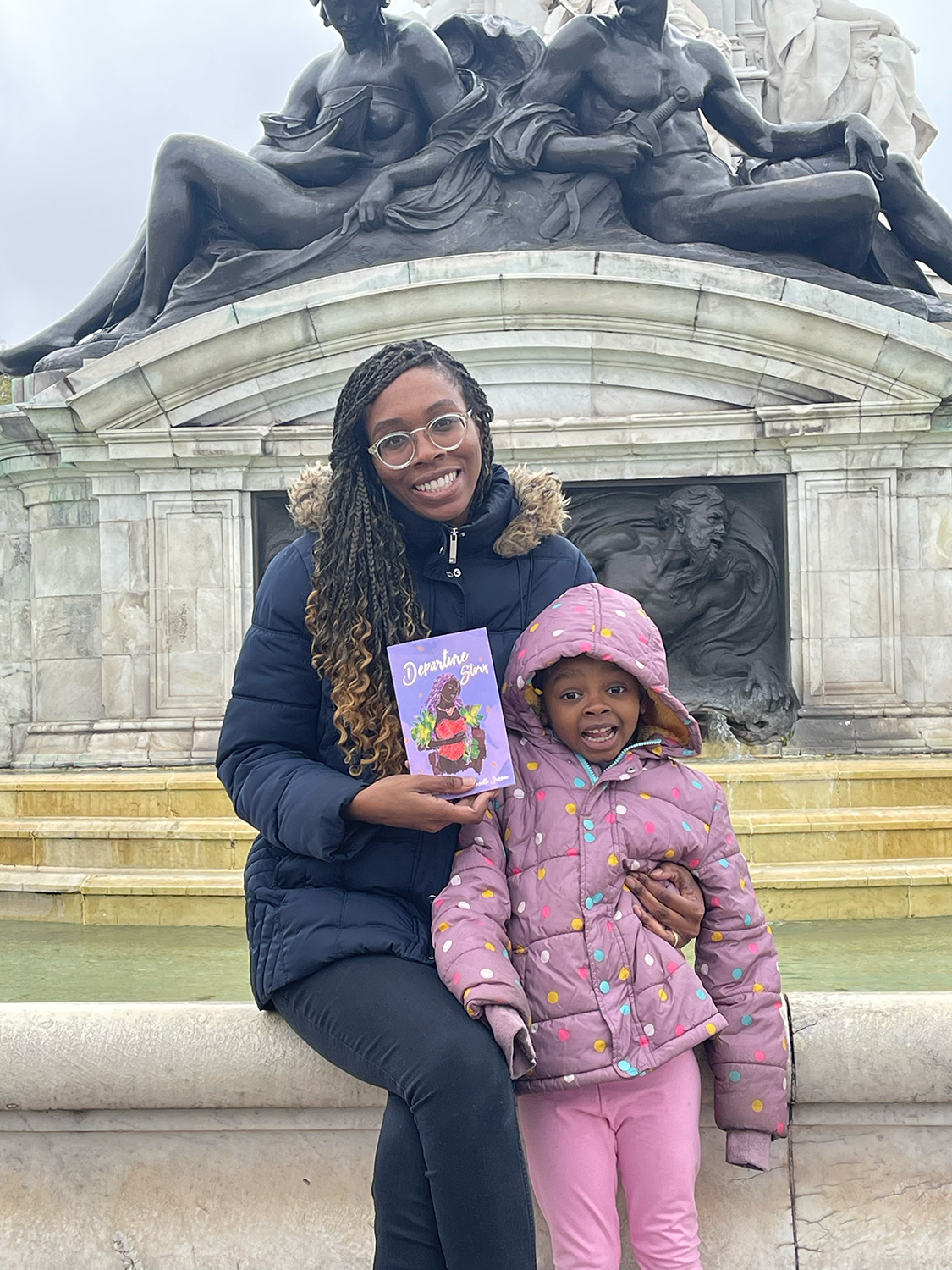 Rowana Abbensetts-Dobson ’26MFA and her child.