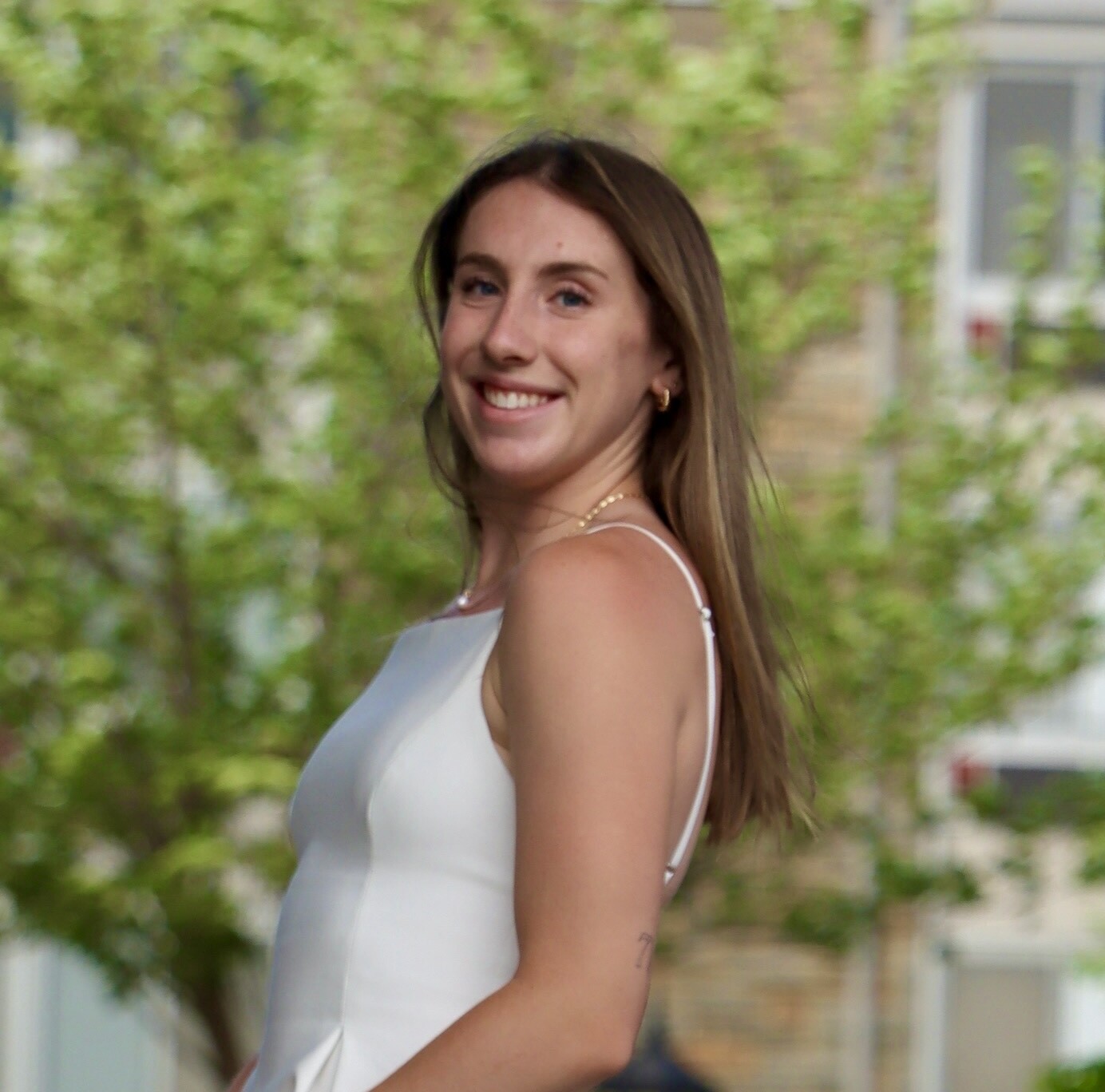 Morganne Dee Headshot