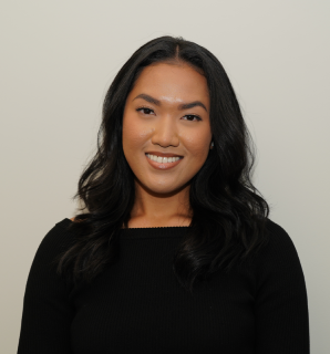 Honors Convocation 2026 award recipient Karen Hua smiles in her headshot.