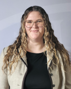 Honors Convocation 2026 award recipient Quinne Boyle smiles in her headshot.