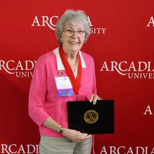 Class Agent winner Joan Toth '56.