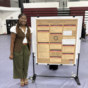 Donya Baxter ’26 presenting her thesis.