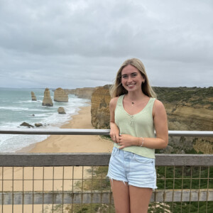 Molly Nemeth ’26 looking out at the ocean.
