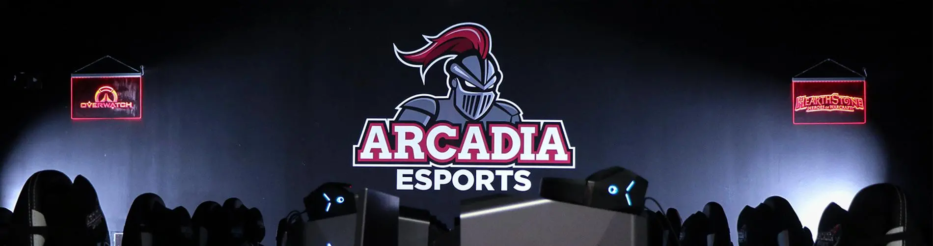 Esports arena with Arcadia logo.