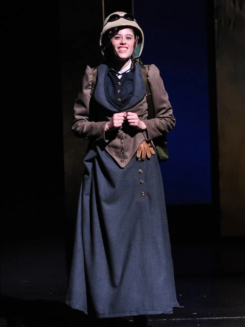 Photo of Sara Viniar in a production.