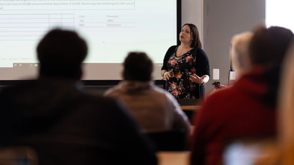 Cindy Planita teaches an accounting class.