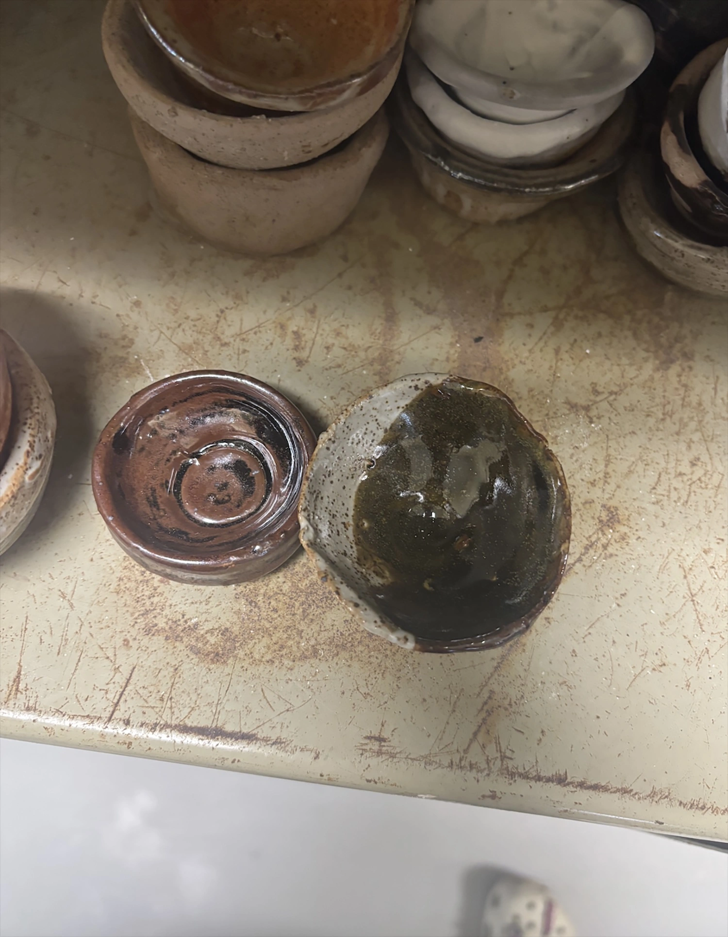 A piece of Makiyah's pottery.